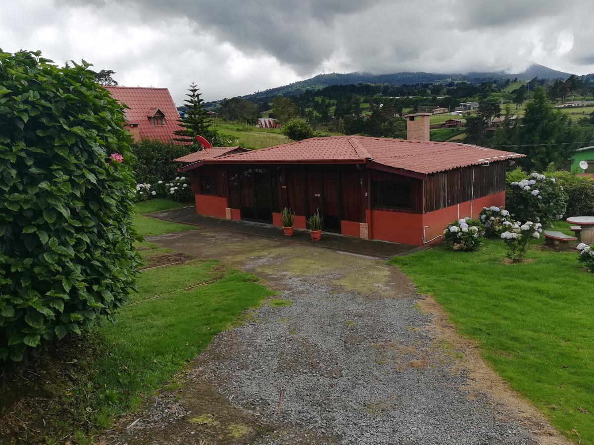 Hotel Chalets Los Volcanes Fraijanes エクステリア 写真