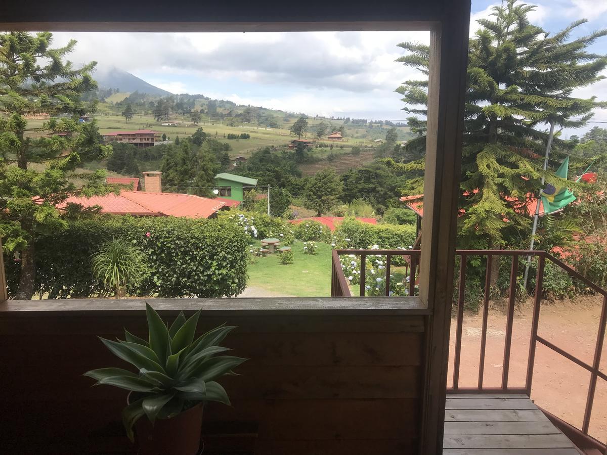Hotel Chalets Los Volcanes Fraijanes エクステリア 写真